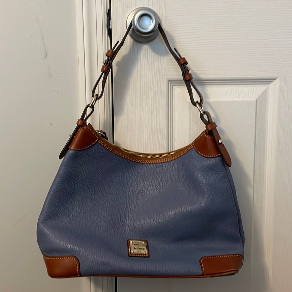 Dooney and Bourke shoulder bag